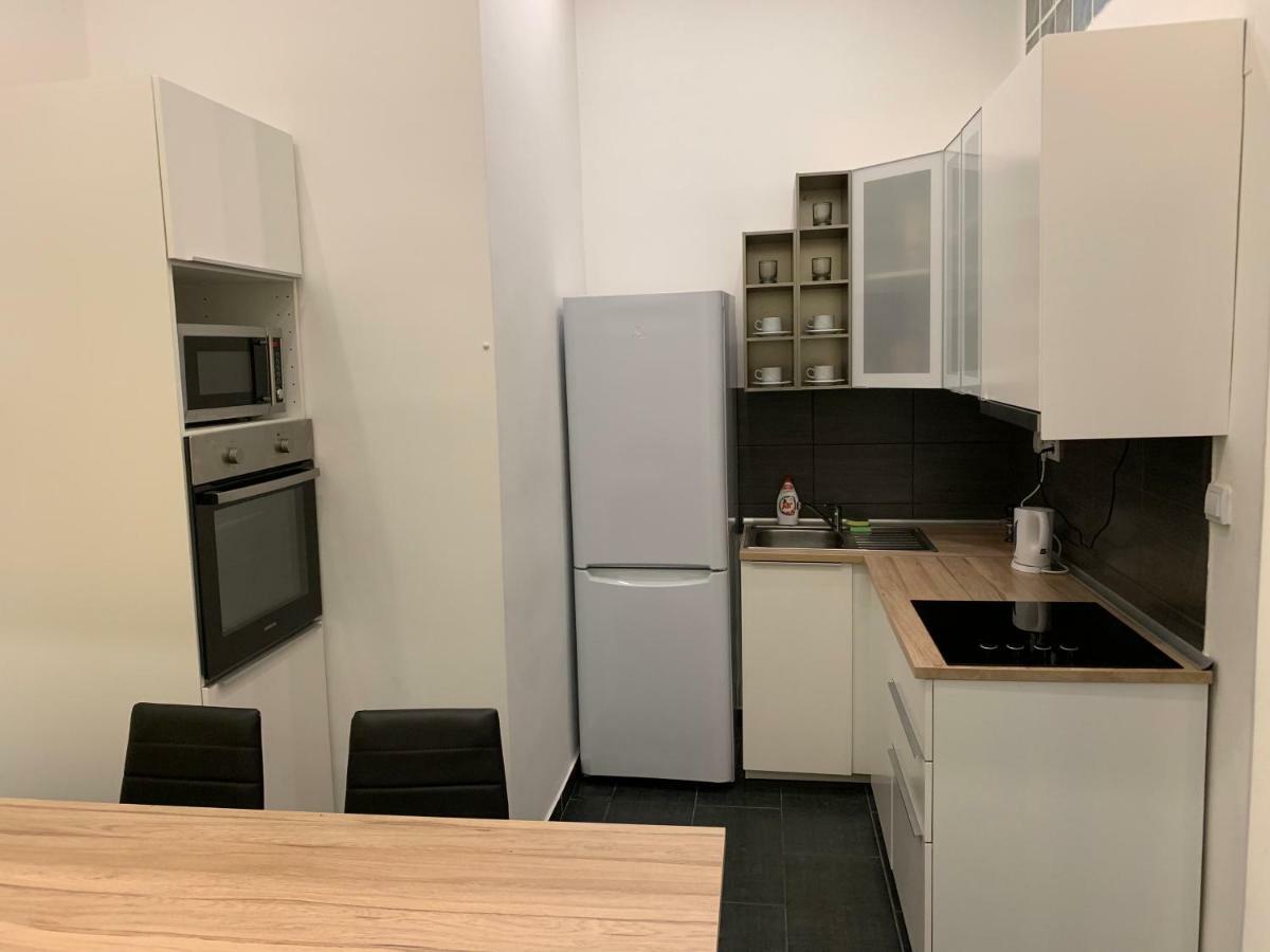 Nefelejcs Utca 9 Apartment